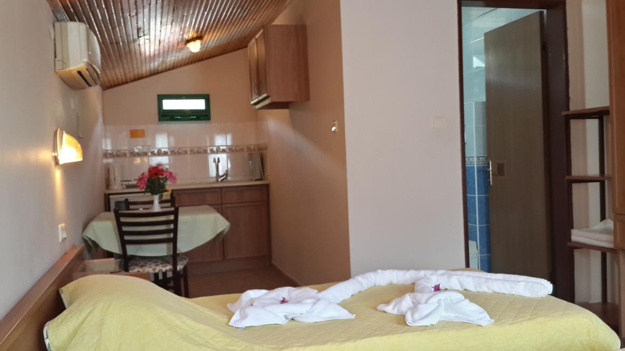 Avlu Apartments 1 Icmeler Pokój zdjęcie